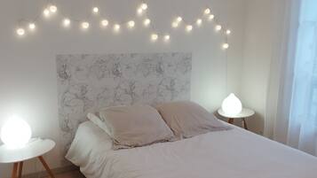 4 bedrooms, iron/ironing board, free WiFi