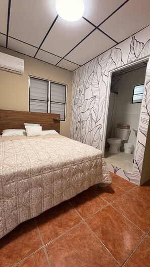 Bathroom - Entire 6 Bedroom Retreat With Pool - 16 Guests (Jayuya)