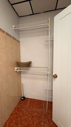 Rumah, 6 kamar tidur, akses difabel, patio | Interior