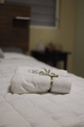 Nhà, 6 phòng ngủ, phù hợp cho người khuyết tật, sân hiên | Khác