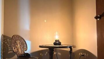 Room, 3 Bedrooms, Patio, City View | Interior