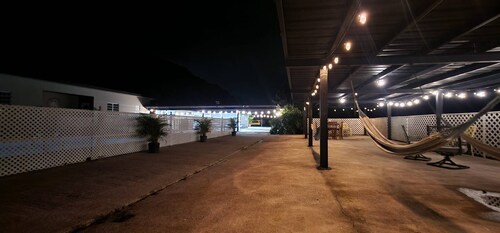 Room-main House 3br, 3 Bath, Pool - 8