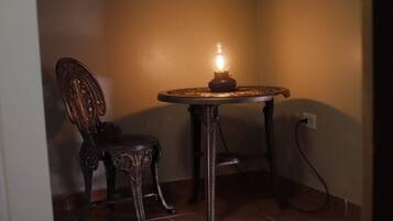 Room, 3 Bedrooms, Patio, City View | Interior