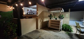 Kamer, 1 slaapkamer, balkon, uitzicht op tuin | Interieur