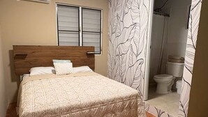 Room, 1 Bedroom, Balcony, Garden View | Bathroom - Room-cozy Jayuya Apartment With City, Ga (Jayuya)
