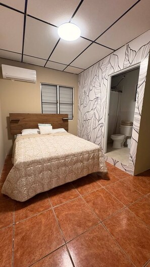 Phòng, 1 phòng ngủ, ban công, quang cảnh vườn | Phòng tắm