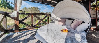 Nature Lodge With Sauna and Hot Tub