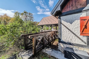 Property grounds - Nature Lodge With Sauna and Hot Tub (Vidovec)