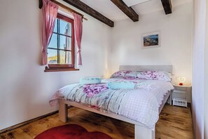 Familienhaus, Mehrere Schlafzimmer, Bergseite (Nature Lodge With Sauna and Hot Tub)