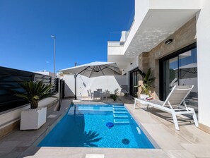Pool - Modern Villa 'R-40-C' with Private Pool, Wi-Fi, and Air Conditioning (Los Montesinos)