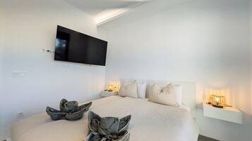 3 makuuhuonetta, silitysrauta/-lauta, Wi-Fi, vuodevaatteet