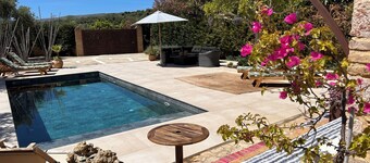 Parenthèse enchantée dans une villa chic et élégante face à la mer