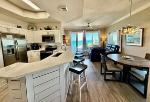 Fridge, microwave, oven, stovetop - Calypso Penthouse, Perfect for Gulf & Firework Viewing, Free Daily Activities (Panama City Beach)