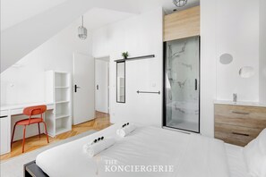 3 bedrooms, iron/ironing board, travel cot, WiFi - Sejour royal a Versailles - 8 personnes (Versailles)