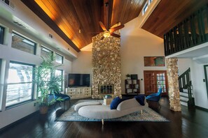 TV, fireplace, offices