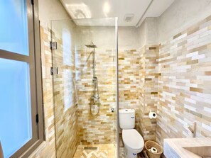 Maison, 3 chambres, accessible aux personnes à mobilité réduite, fumeur | Salle de bain