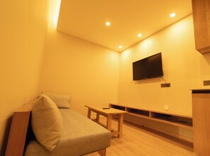 Luxury Studio Suite, Balcony, Mountain View | Living area - Empire Apartments (Leh)