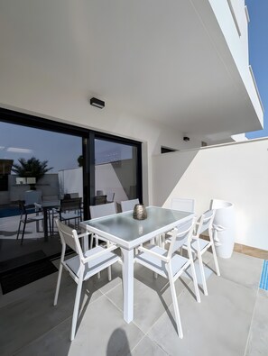 Outdoor dining - Exclusive Holiday Home 'R-40-D' with Private Pool, Wi-Fi & Air Conditioning (Los Montesinos)