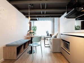 Nhà Duplex, 1 giường cỡ queen và sofa giường | Khu phòng khách