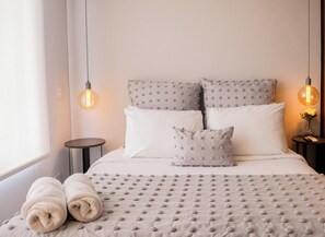In-room safe, iron/ironing board, free WiFi - Tribeca 94 by Jalo (Bogotá)