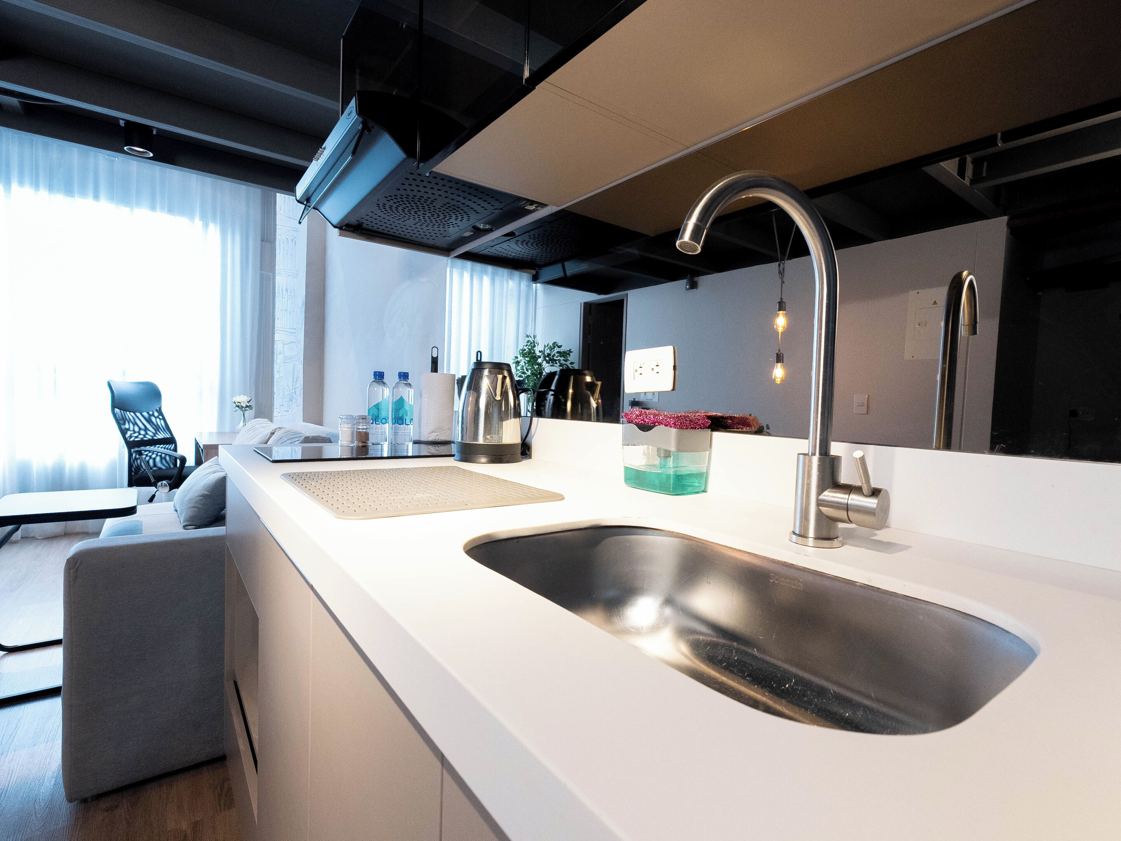 複式房屋, 1 張加大雙人床和 1 張沙發床 | 私人廚房