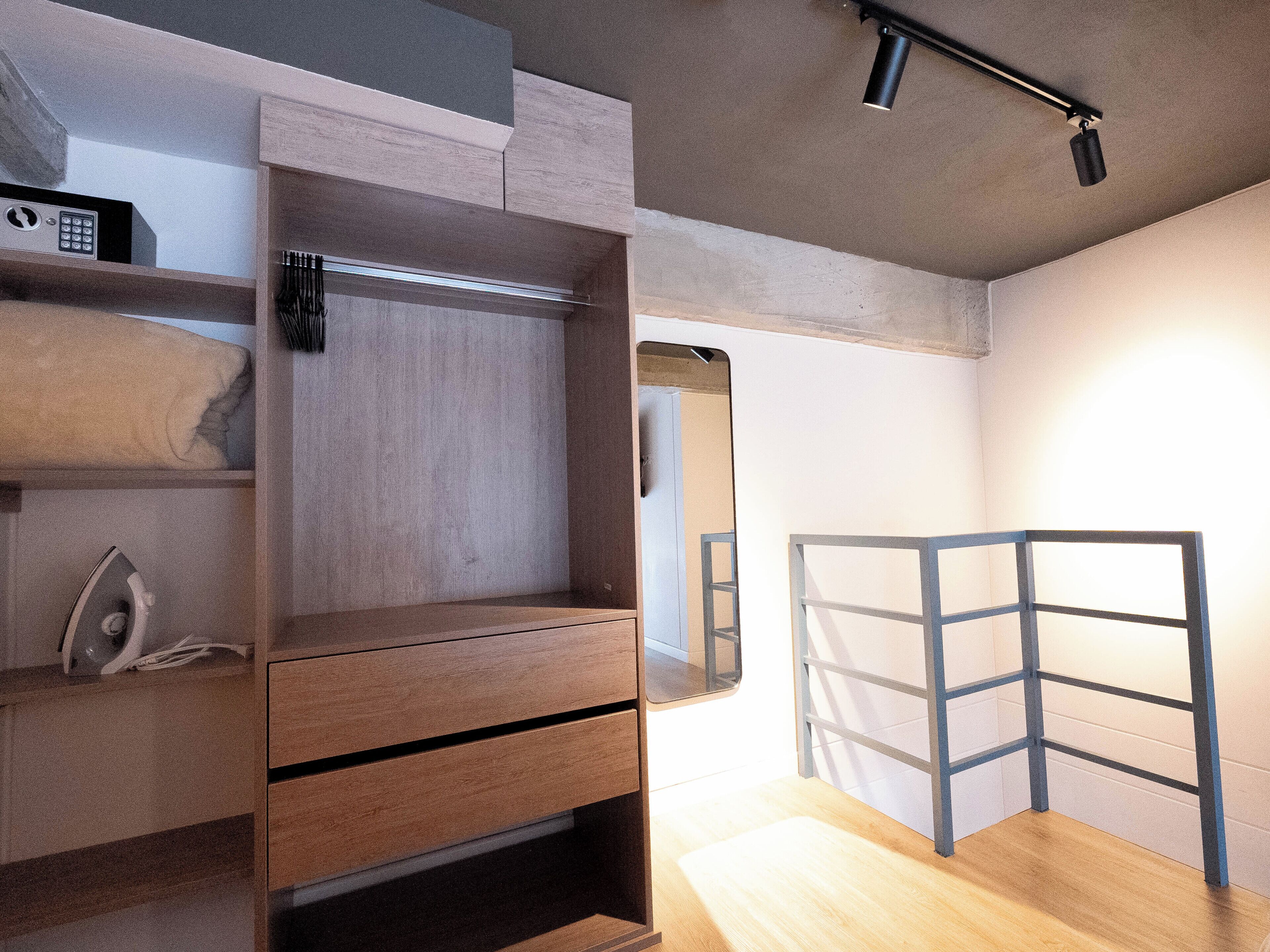 Duplex, 1 Queen Bed with Sofa bed | In-room safe, iron/ironing board, free WiFi