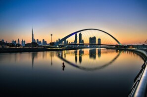 Room - 1BR Dubai Marina Balcony Pool Gym JBR Beach (Dubai)