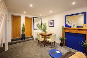 Dining - James Terrace by STAE Homes (Porth)