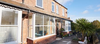 Host & Stay | Prospect Retreat
