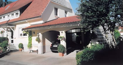 Ferienwohnung Doll Waltraud mit Gemeinschaftsterrasse und Balkon