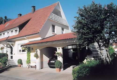 Apartment 'Ferienwohnung Doll Waltraud' with Shared Terrace and Balcony