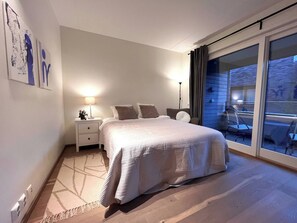 Apartment, 2 Bedrooms, Balcony, Ocean View - Front Row to the Fjord Chic & Modern Escape! (Oslo)