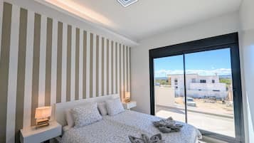 3 makuuhuonetta, silitysrauta/-lauta, Wi-Fi, vuodevaatteet