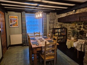 غرفة لتناول الطعام