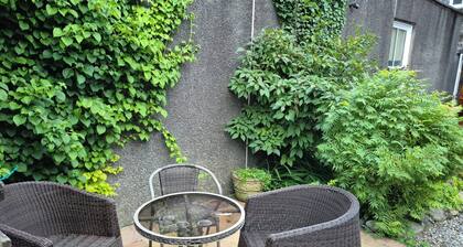 Charming Dolgellau Townhouse With Garden, Perfect for Families