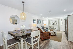 Interior - Relax Bayside with a King Bedroom, and Community Pool, Pier, and Gazebo! (Navarre Beach)