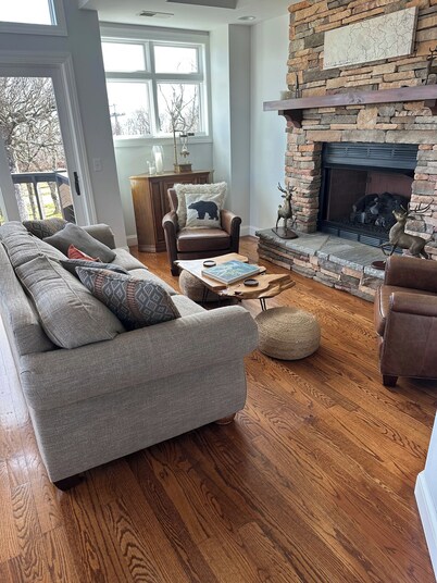 OZ412  Luxe Bch Mt Escape: 5 BR at the Peak, Pickleball, Hot Tub & Epic Views