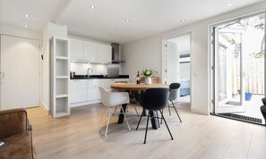 Dining - Apartments for 4 People (Zandvoort)