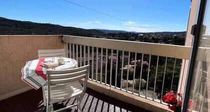Apartment in Provence With Balcony Views