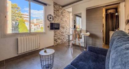 Holiday Home Near Cagnes-sur-mer Beach