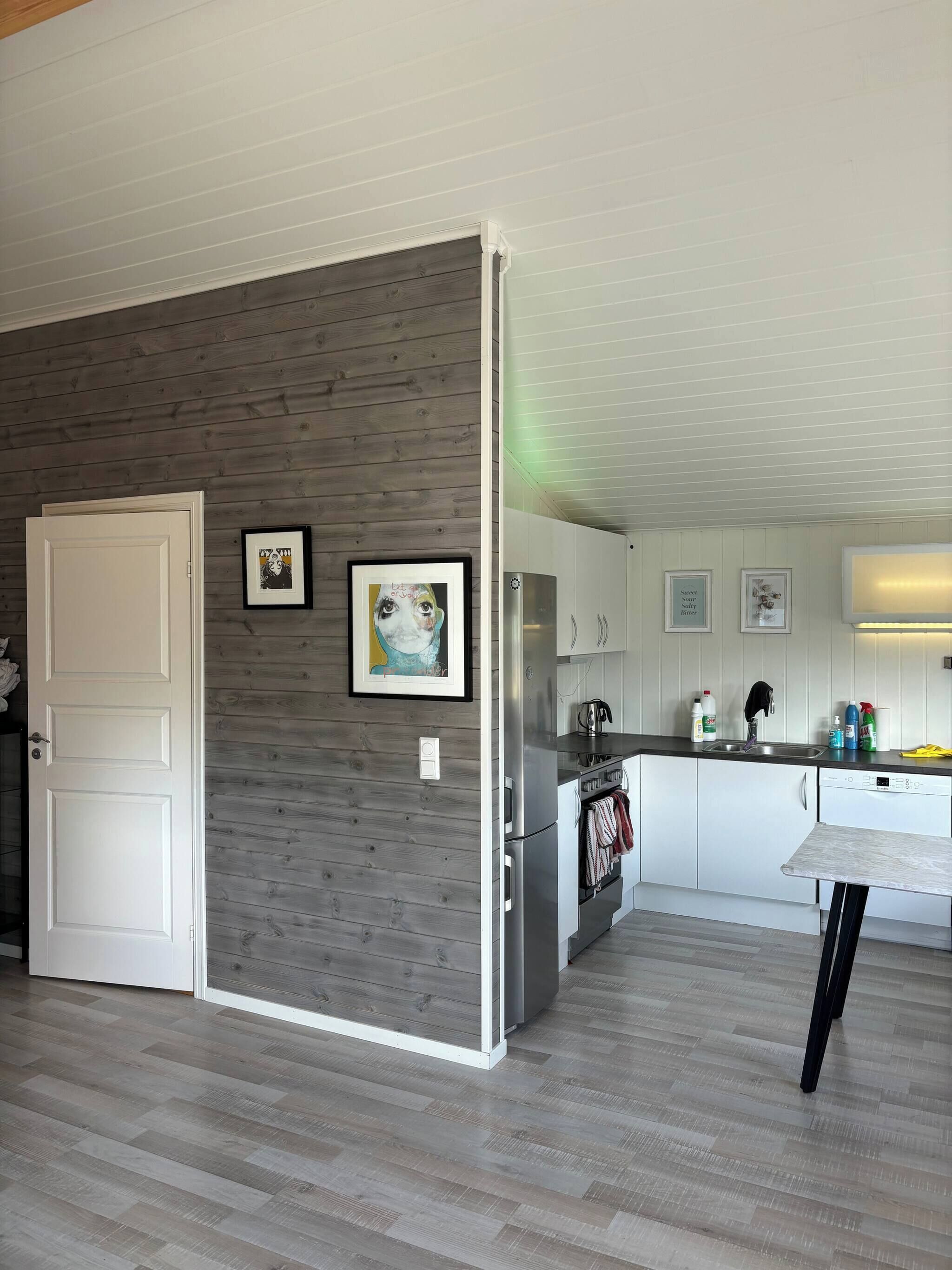 House, 2 Bedrooms | Private kitchen