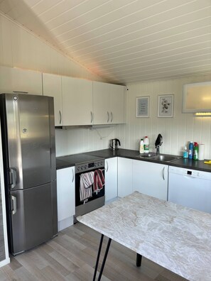 House, 2 Bedrooms | Interior