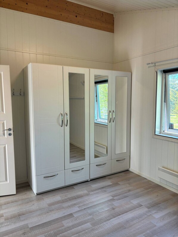 Maison, 2 chambres | Intérieur