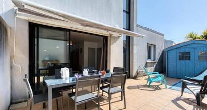 Apartment in St-pierre Near Beaches