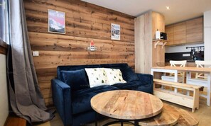 Living area - Studio Cabin for 4/5 People - LES Aollets - Plagne Villages - Wifi (La Plagne-Tarentaise)