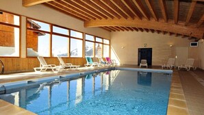 Pool - Apartment Near Grand Domaine Ski Area (Saint-François-Longchamp)