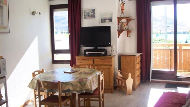 Dining - Apartments for 6 People (Huez)