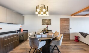 Dining - New Ski-in and Ski-out Apartment (Courchevel)