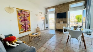 Living area - Apartment in Le Grau-du-roi by the Sea (Le Grau-Du-Roi)