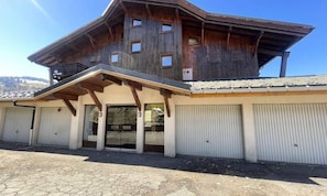 Exterior - Apartment in Notre Dame Near Ski Slopes (Notre-Dame-de-Bellecombe)